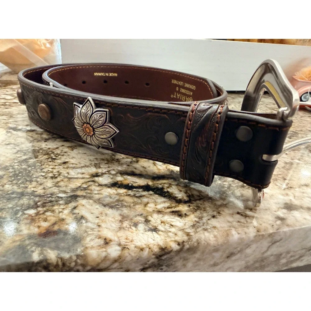 Ariat Womens Dark Brown Tooled Leather Western Belt Sunflower Conchos A1533902 S
